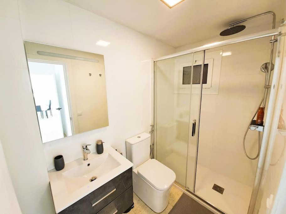 אמפוריבראבה Apartamento 1A Linea De Mar מראה חיצוני תמונה
